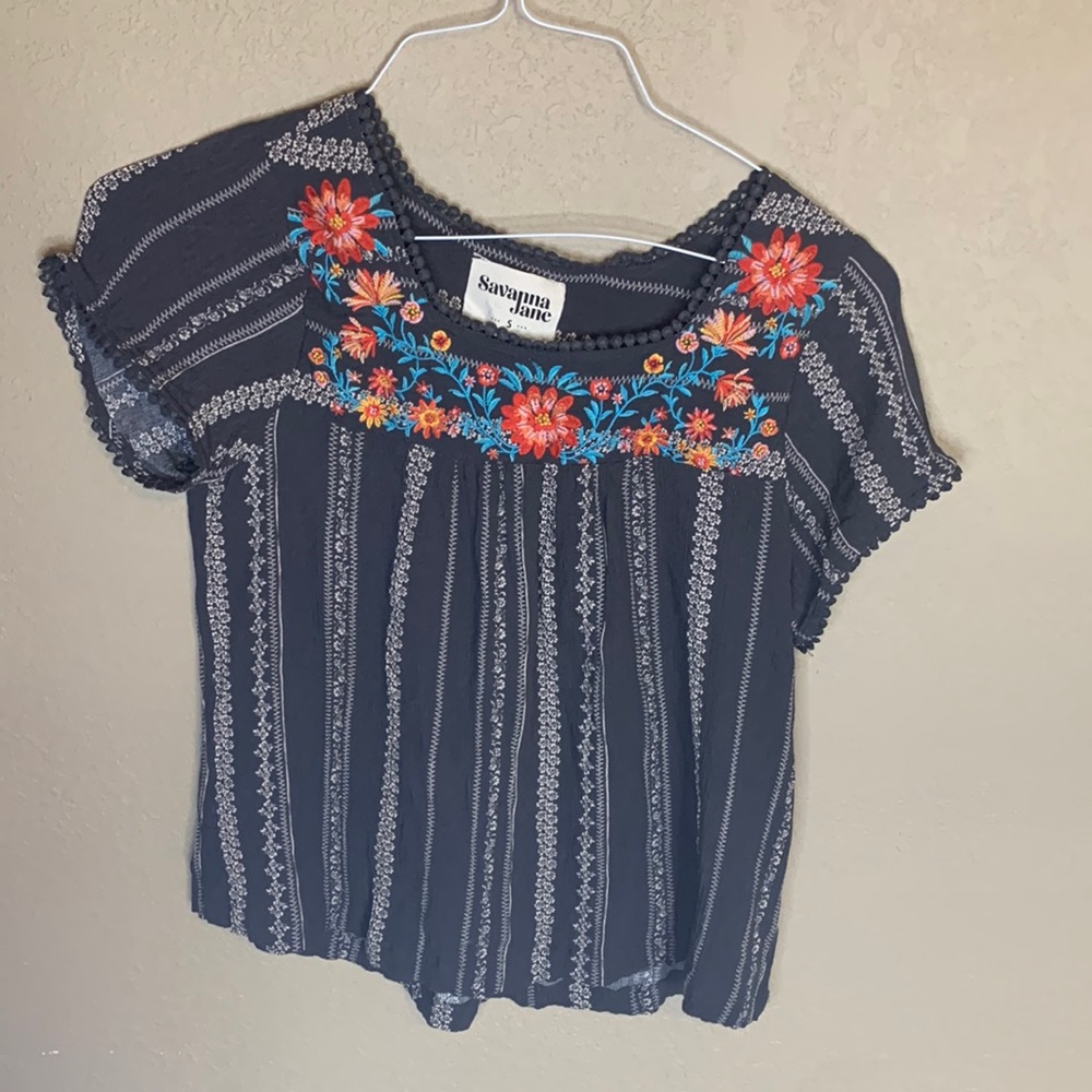 Small Gray Embroidered Savannah Jane Top